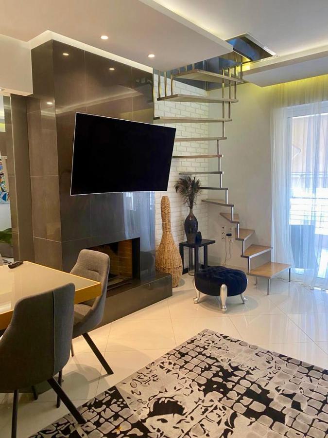 אתונה Helen Luxury Loft Design Meisonette-Apartment מראה חיצוני תמונה
